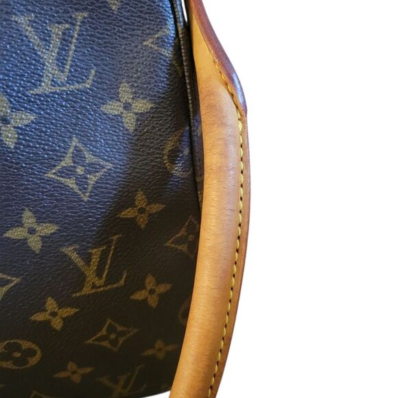 Louis Vuitton Monogram MM Looping Bag - Picture 12 of 16